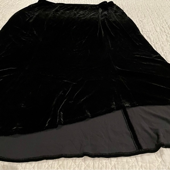 Eileen Fisher Black Rayon Silk Velvet Maxi Skirt Asymmetric Hem Size XL - Picture 3 of 6